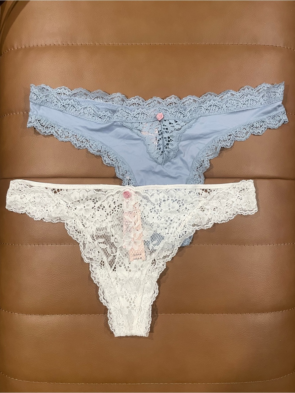 NWT Victoria Secret Lace Trim Bikini Thong Panties - Blue & White Bundle Sz M
